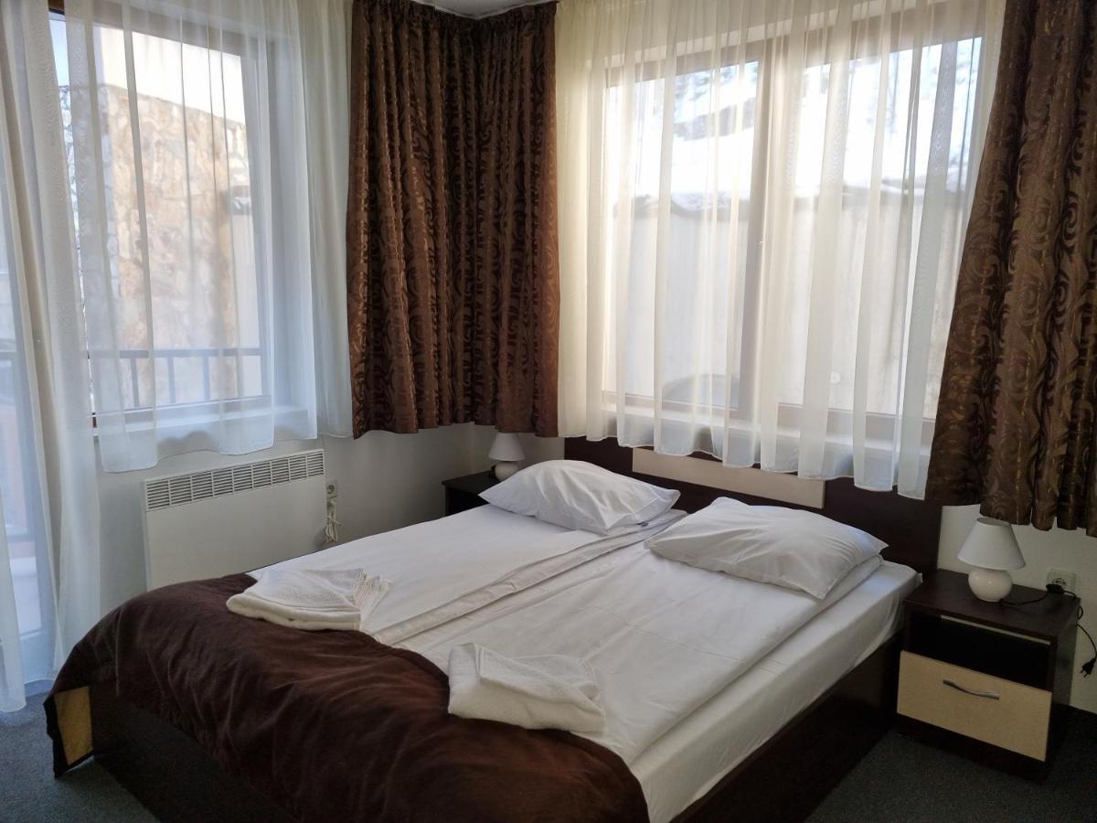 Grand Monastery Hotel Apartments Pamporovo Exterior foto
